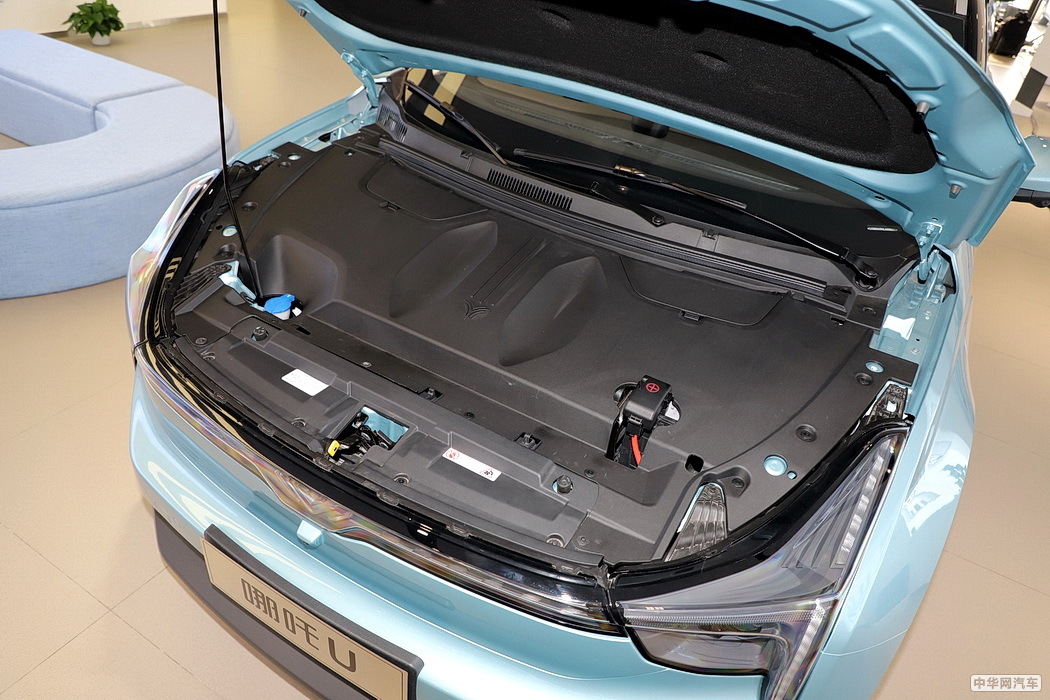 哪吒U 2020款 520 U酷四驱版 组图