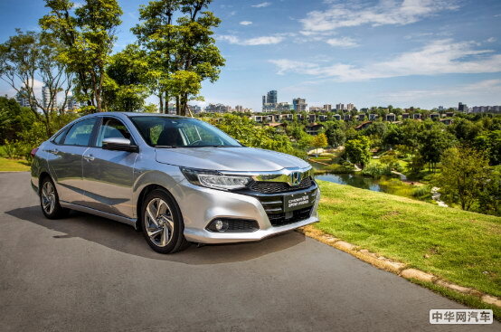 “劲”显混动实力 探秘凌派锐•混动的非凡驾趣 “劲”显混动实力 探秘凌派锐•混动的非凡驾趣