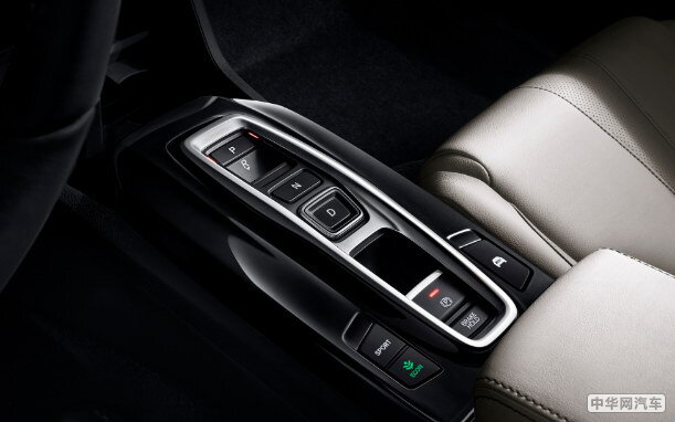 “劲”显混动实力 探秘凌派锐•混动的非凡驾趣 “劲”显混动实力 探秘凌派锐•混动的非凡驾趣