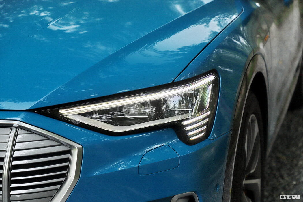 奥迪e-tron 2019款 55 quattro 专享型免税 组图