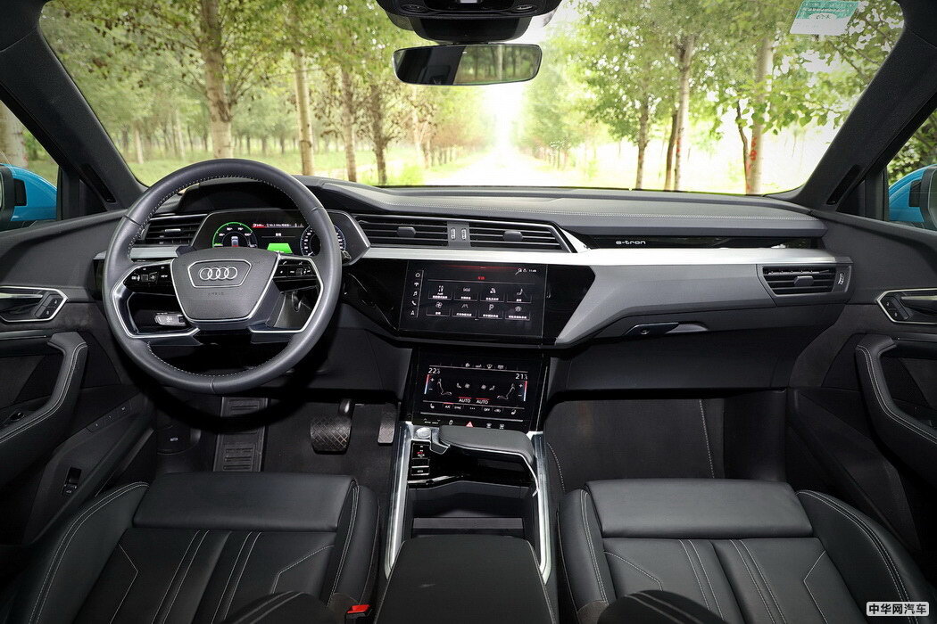 奥迪e-tron 2019款 55 quattro 专享型免税 组图