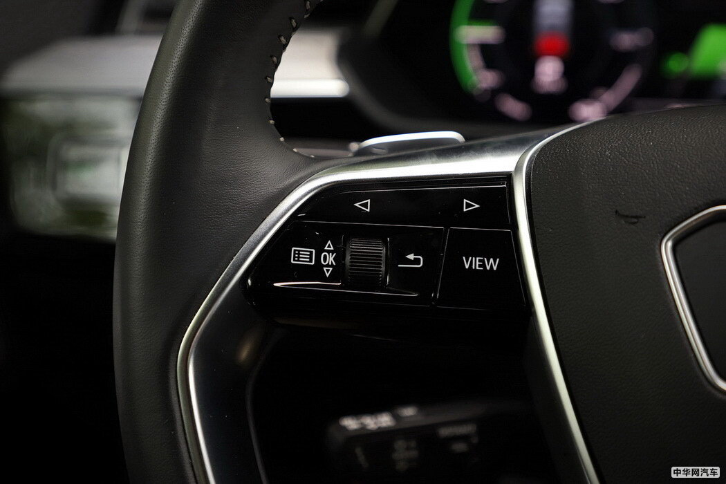 奥迪e-tron 2019款 55 quattro 专享型免税 组图