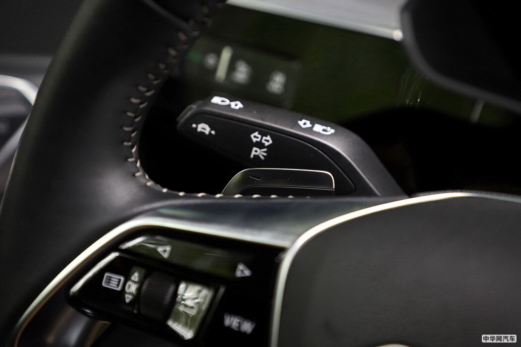 奥迪e-tron 2019款 55 quattro 专享型免税 组图