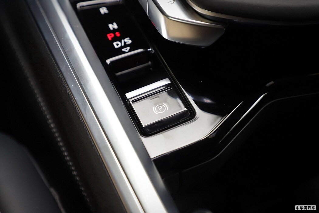 奥迪e-tron 2019款 55 quattro 专享型免税 组图