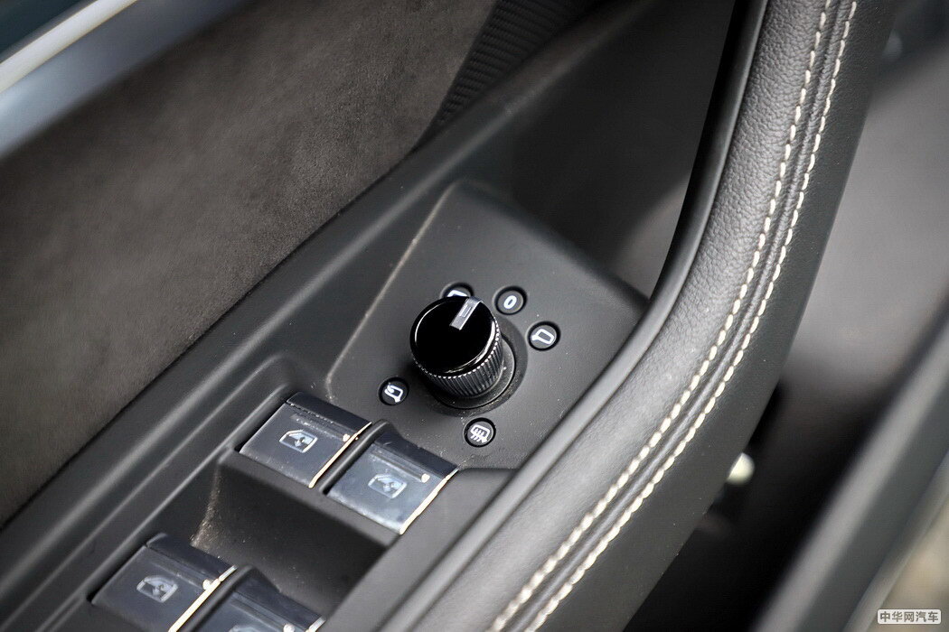 奥迪e-tron 2019款 55 quattro 专享型免税 组图