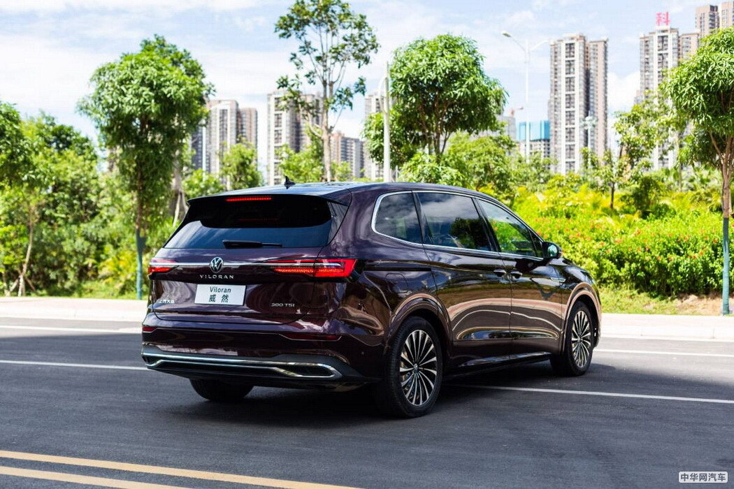 大众Viloran 2020款 330TSI 豪华版 组图
