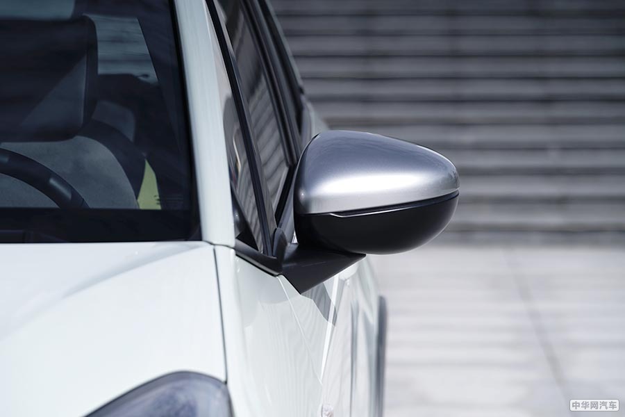 从小钢炮到大眼萌妹 试驾广汽本田飞度CROSSTAR 从小钢炮到大眼萌妹 试驾广汽本田飞度CROSSTAR