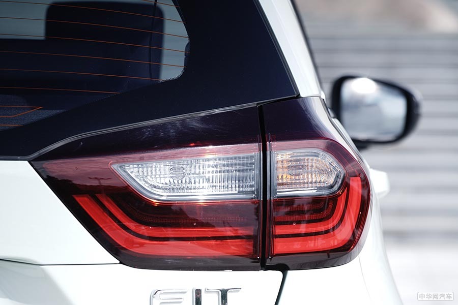 从小钢炮到大眼萌妹 试驾广汽本田飞度CROSSTAR 从小钢炮到大眼萌妹 试驾广汽本田飞度CROSSTAR