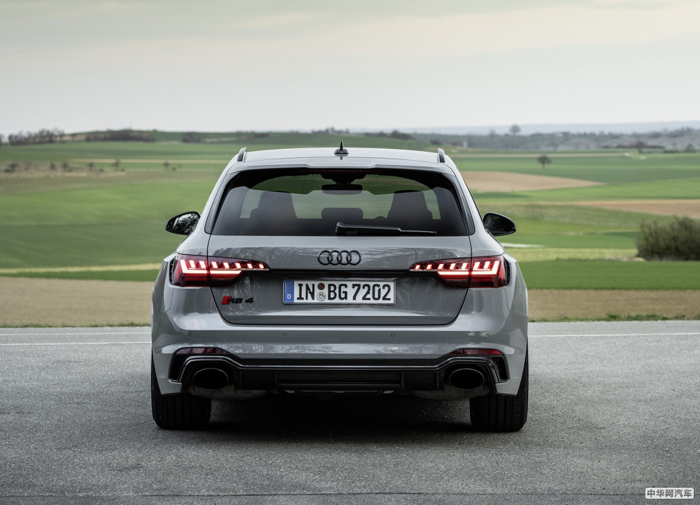 搭载2.9T发动机 新款奥迪RS 4/RS 5将10月上市 搭载2.9T发动机 新款奥迪RS 4/RS 5将10月上市