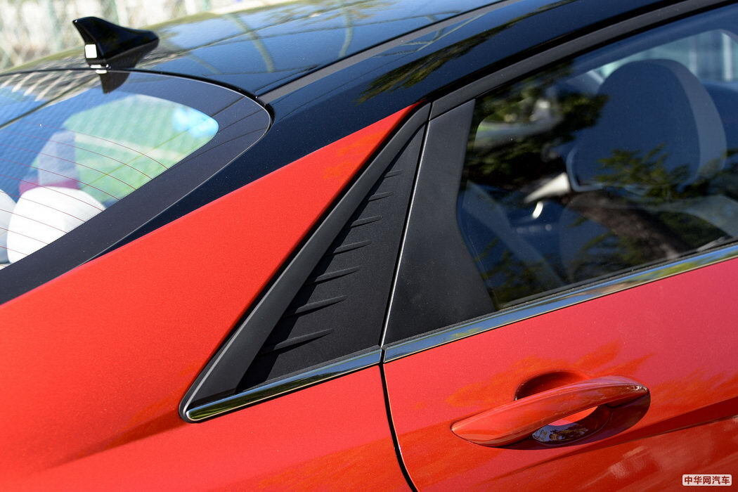 第七代伊兰特 2021款 240TGDi TOP旗舰版 组图