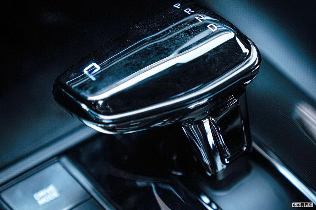 第七代伊兰特 2021款 240TGDi TOP旗舰版 组图