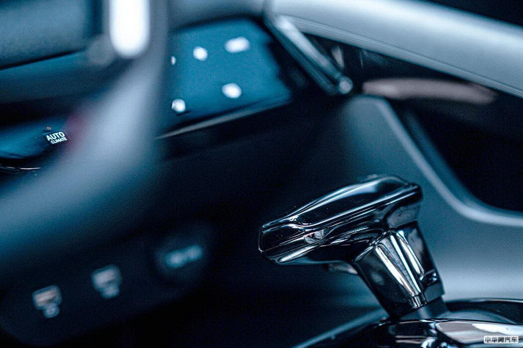 第七代伊兰特 2021款 240TGDi TOP旗舰版 组图