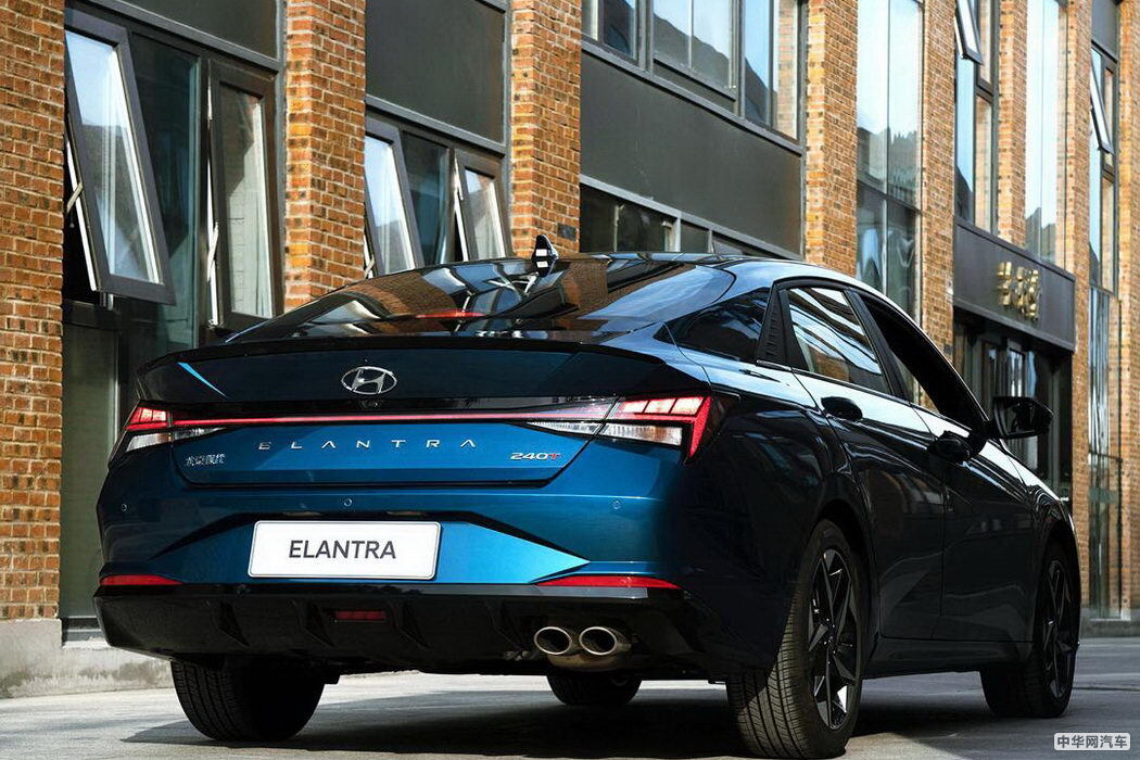 第七代伊兰特 2021款 240TGDi TOP旗舰版 组图