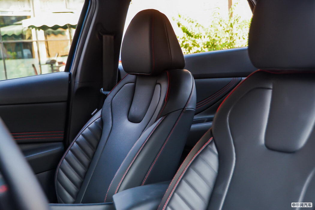 第七代伊兰特 2021款 240TGDi TOP旗舰版 组图