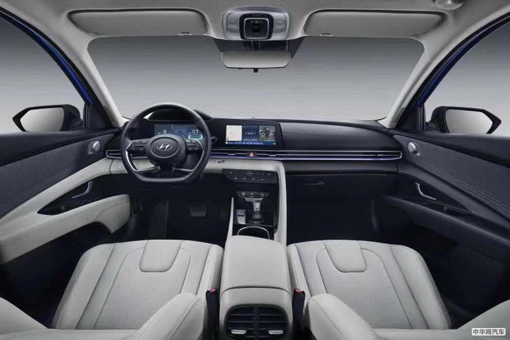 第七代伊兰特 2021款 240TGDi TOP旗舰版 组图