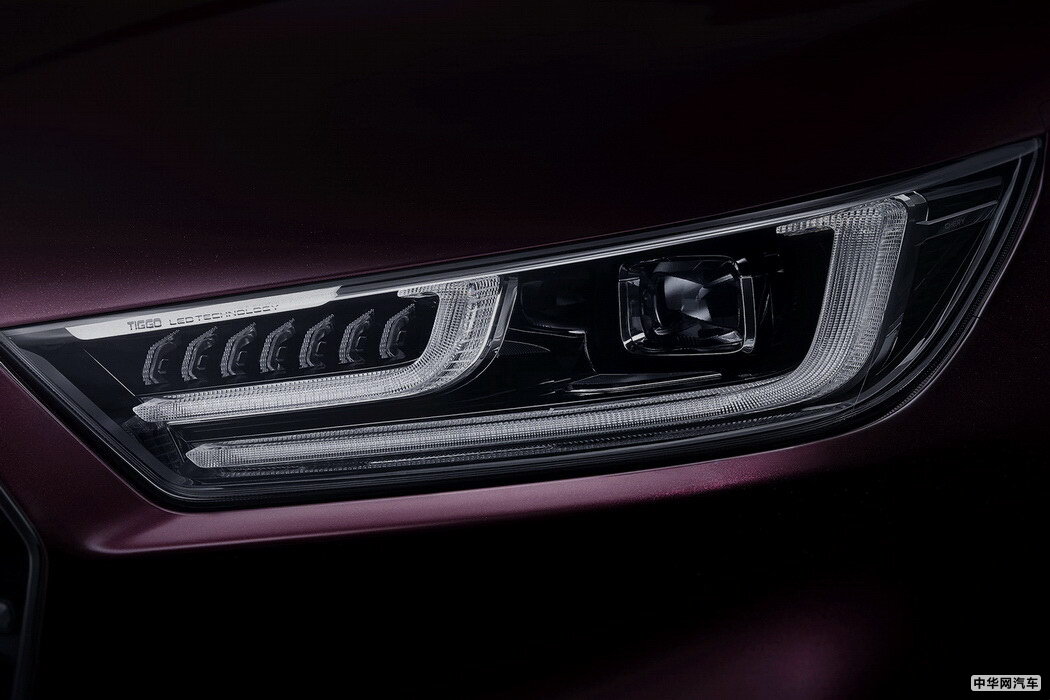 瑞虎8 201瑞虎8款 1.5TCI 自动旗舰蓝驱型7座 组图