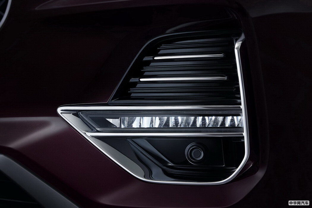 瑞虎8 201瑞虎8款 1.5TCI 自动旗舰蓝驱型7座 组图