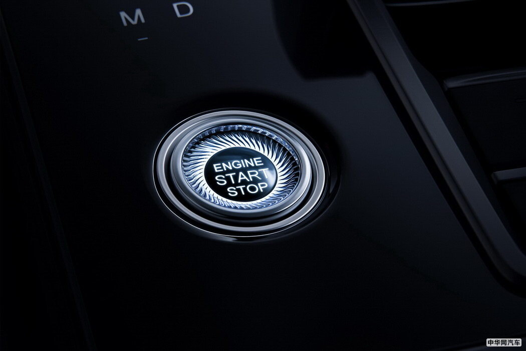 瑞虎8 201瑞虎8款 1.5TCI 自动旗舰蓝驱型7座 组图