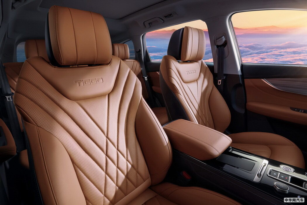 瑞虎8 201瑞虎8款 1.5TCI 自动旗舰蓝驱型7座 组图