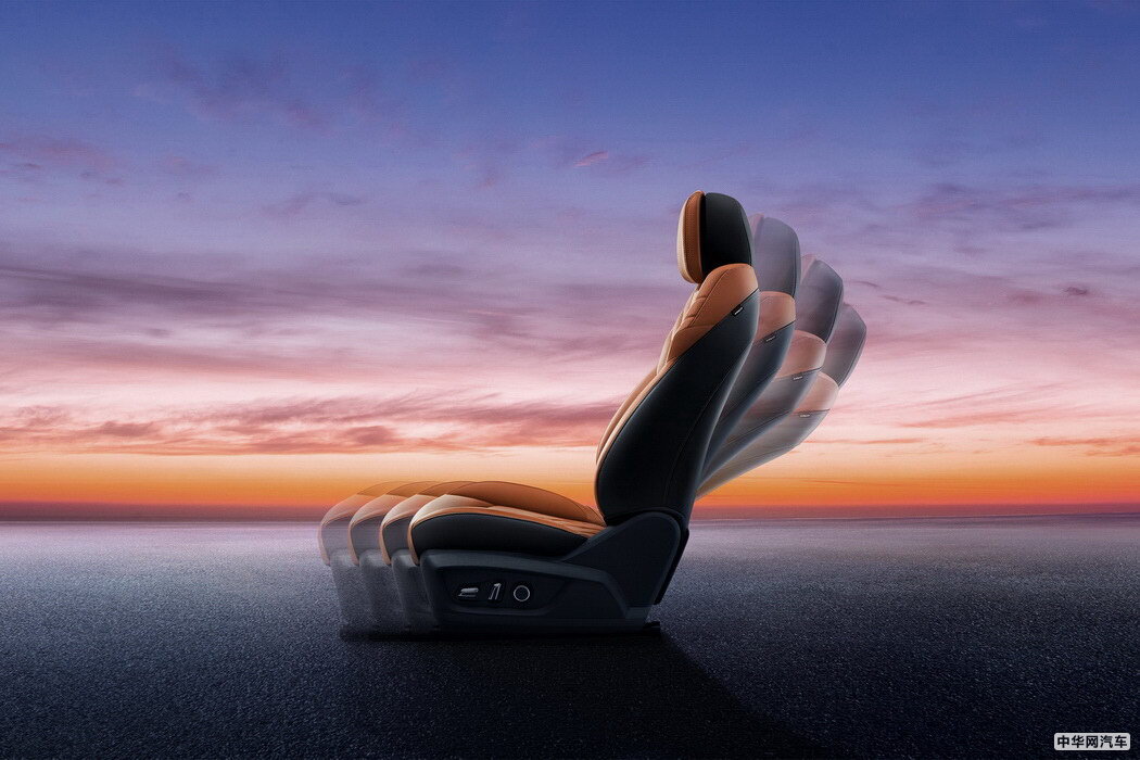 瑞虎8 201瑞虎8款 1.5TCI 自动旗舰蓝驱型7座 组图