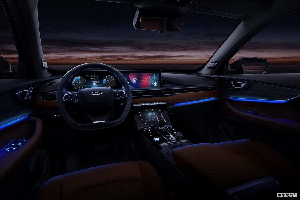 瑞虎8 201瑞虎8款 1.5TCI 自动旗舰蓝驱型7座 组图