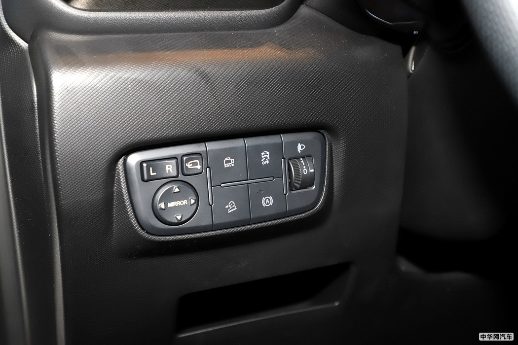 欧尚X5 2021款 1.5T DCT旗舰型 组图