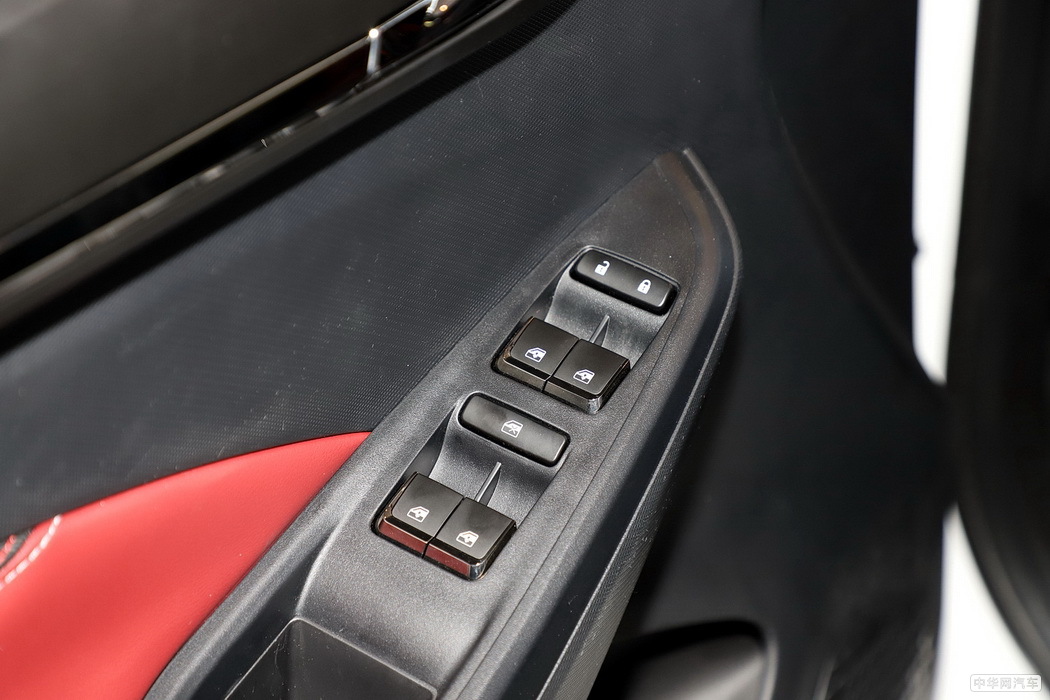 欧尚X5 2021款 1.5T DCT旗舰型 组图