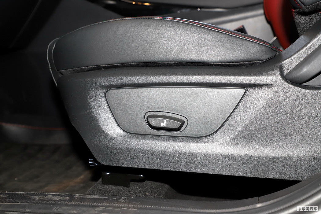 欧尚X5 2021款 1.5T DCT旗舰型 组图