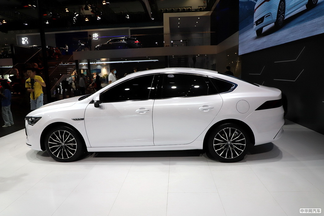 秦新能源 2019款 出行版 组图