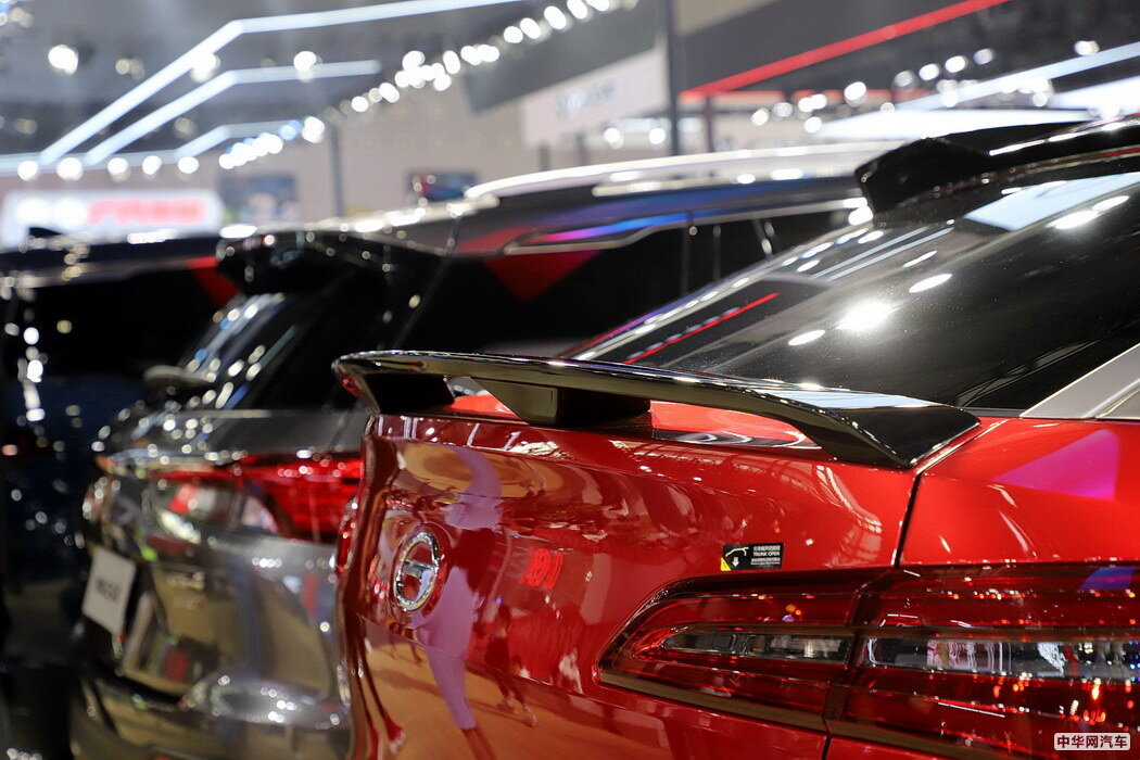 传祺GS4 2020款 COUPE 270T 自动尊享版 组图