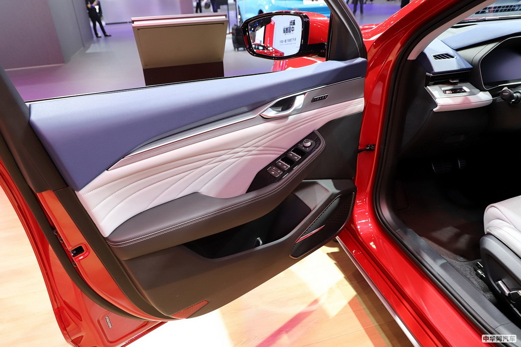 吉利星瑞 2020款 2.0T 旗舰型 组图