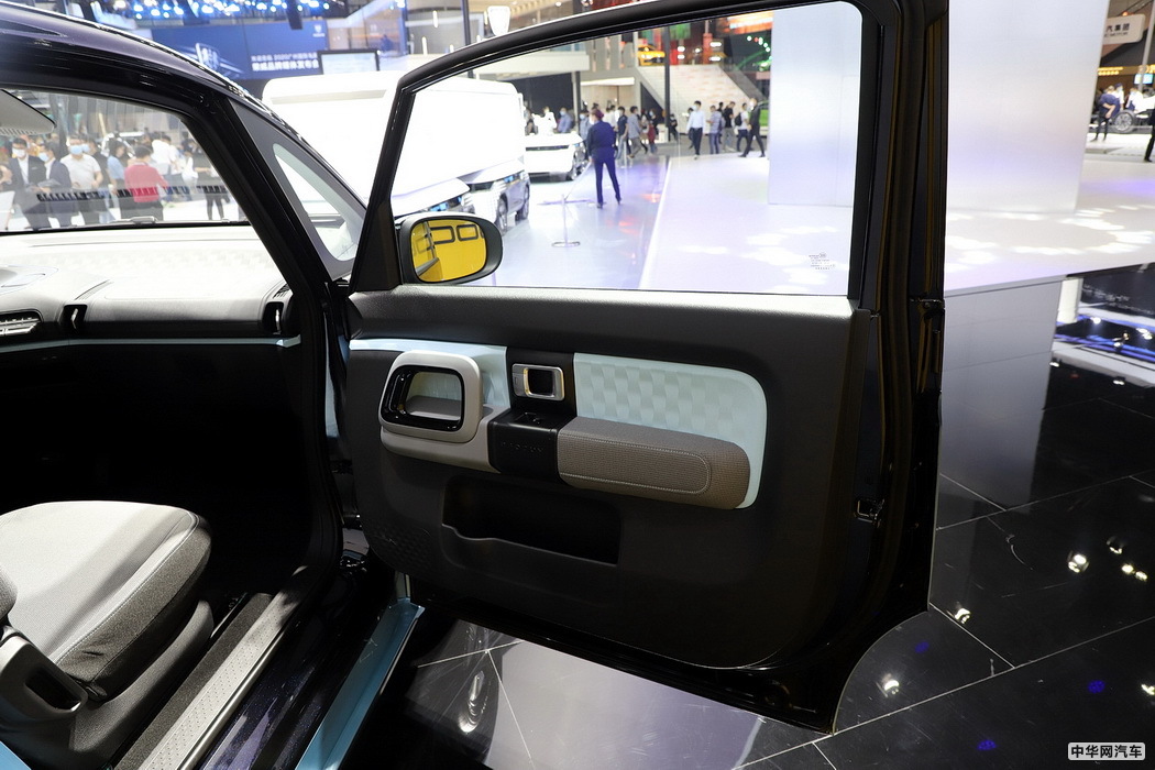 新宝骏E300 2020款 星际未来版免税 组图