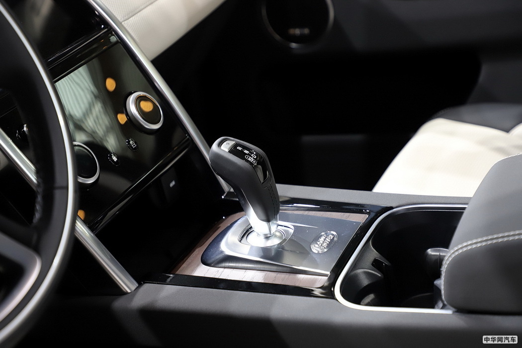 发现运动版新能源 2021款 P300e 性能科技版免税 组图