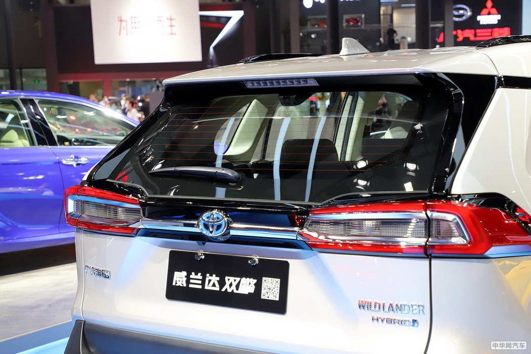 威兰达 2020款 双擎 2.5L CVT四驱豪华版 组图