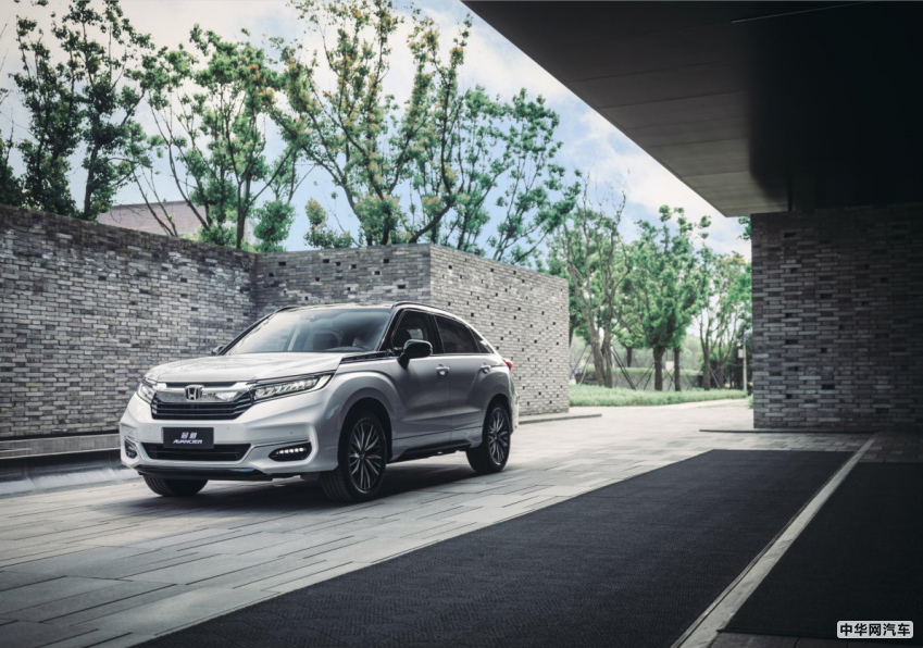 累计销量突破30万辆 冠道实力巩固SUV标杆地位 累计销量突破30万辆 冠道实力巩固SUV标杆地位