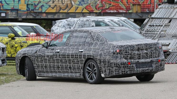 新一代宝马7系实车曝光 将于后年初上市