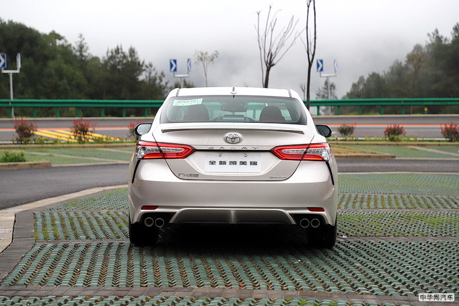 凯美瑞 2021款 2.5Q 旗舰版 组图