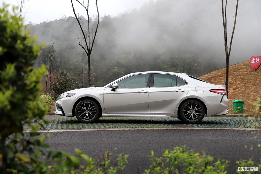 凯美瑞 2021款 2.5Q 旗舰版 组图