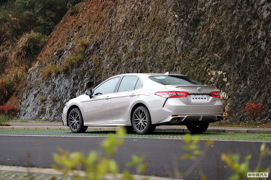 凯美瑞 2021款 2.5Q 旗舰版 组图