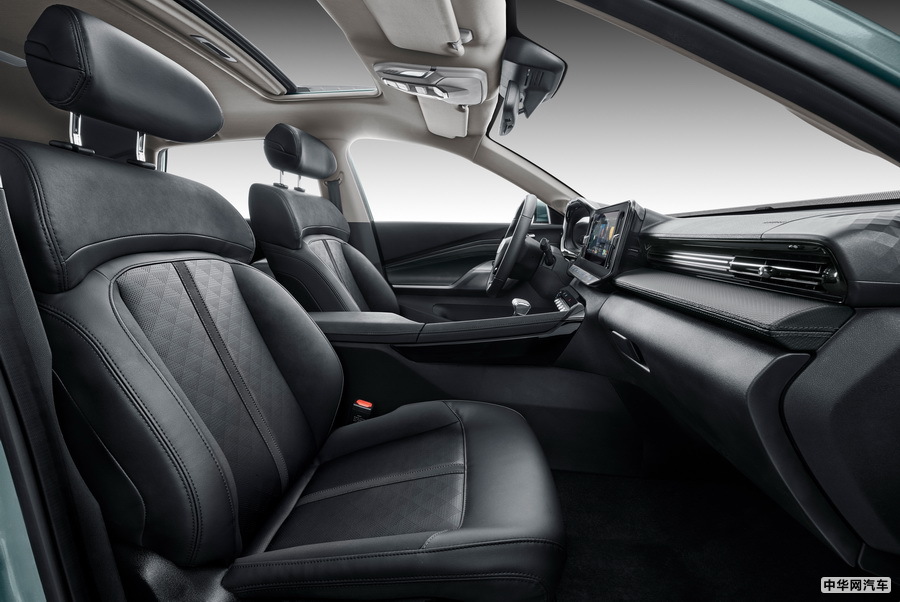 新宝骏Valli（向往）座舱曝光 大平层更惬意