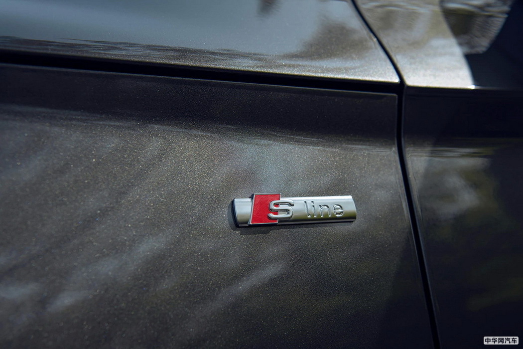 奥迪Q5L 2020款 45 TFSI 尊享豪华运动型 组图