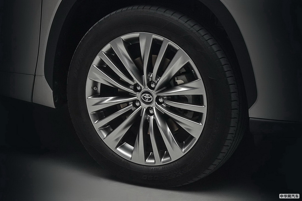 汉兰达 2021款 2.0T 四驱尊贵版 7座 组图