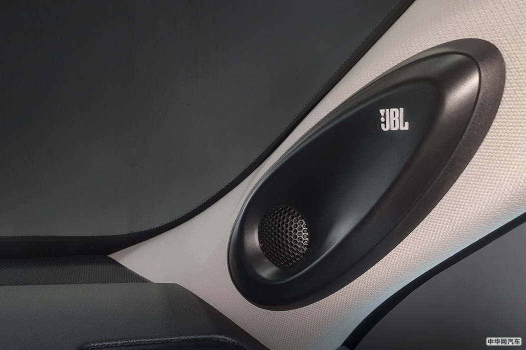 汉兰达 2021款 2.0T 四驱尊贵版 7座 组图