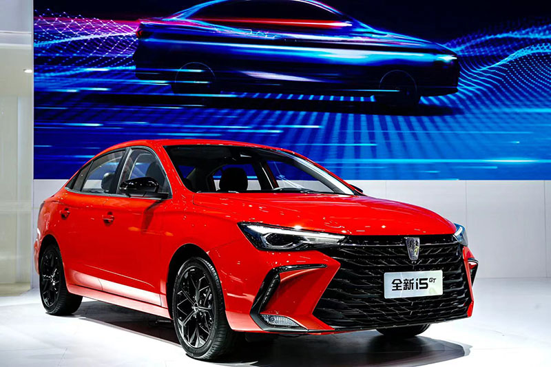 全新荣威i5 GT成都车展上市 售价8.79-9.99万元