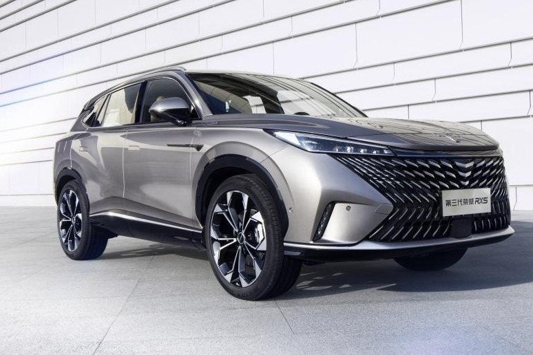 全新第三代荣威RX5亮相深圳车展 纯电MPV