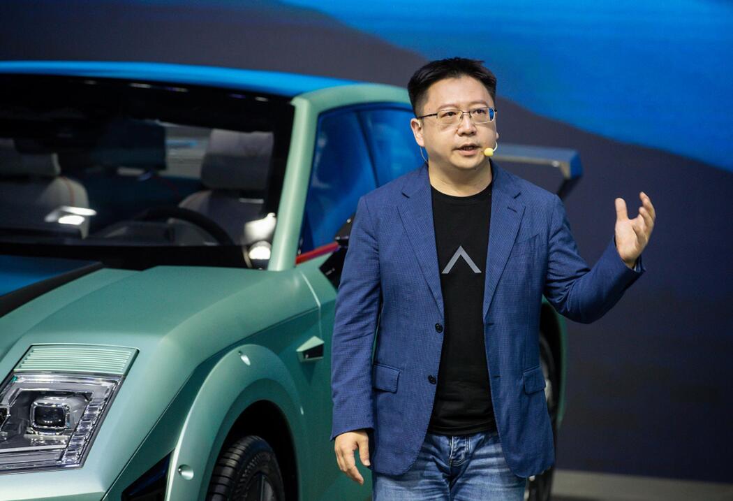 开启智能电动车机甲时代 沙龙汽车四车齐发