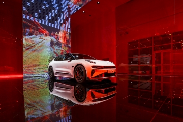 车展科技观：数字内容平台OUTPUT用“艺术+科技”玩转京深车展