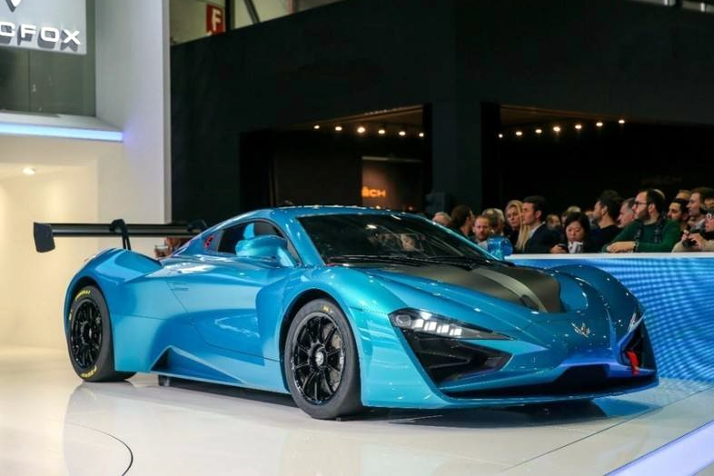 布局性能高端化 ARCFOX将携三款新车亮相品牌之夜