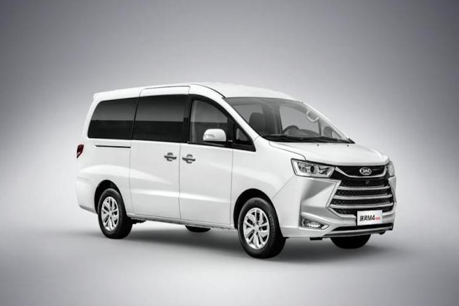 搭载2.0T柴油发动机 江淮瑞风M4柴油版官图发布