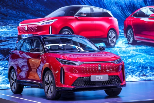 智能移动音悦舱 你的一颦一笑都在奔腾E01眼里